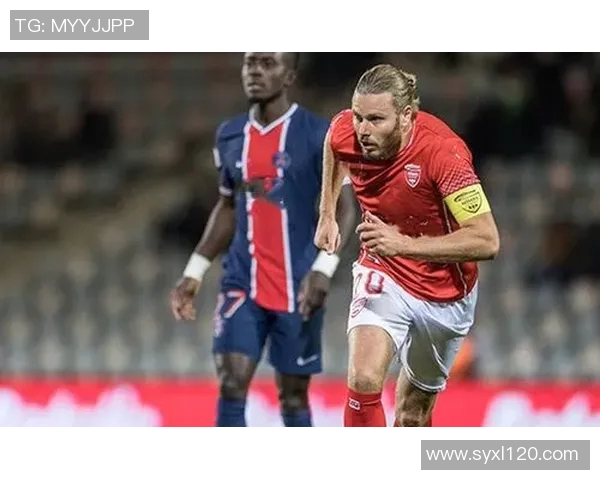 尼姆与里昂的对决将在哪个球场举行及相关赛事信息解析